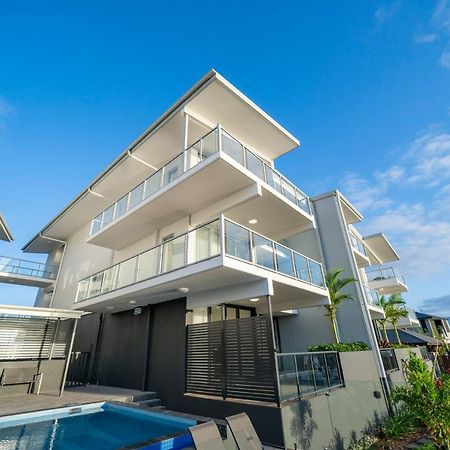 Готель Harbour Cove Ерлі-Біч Екстер'єр фото