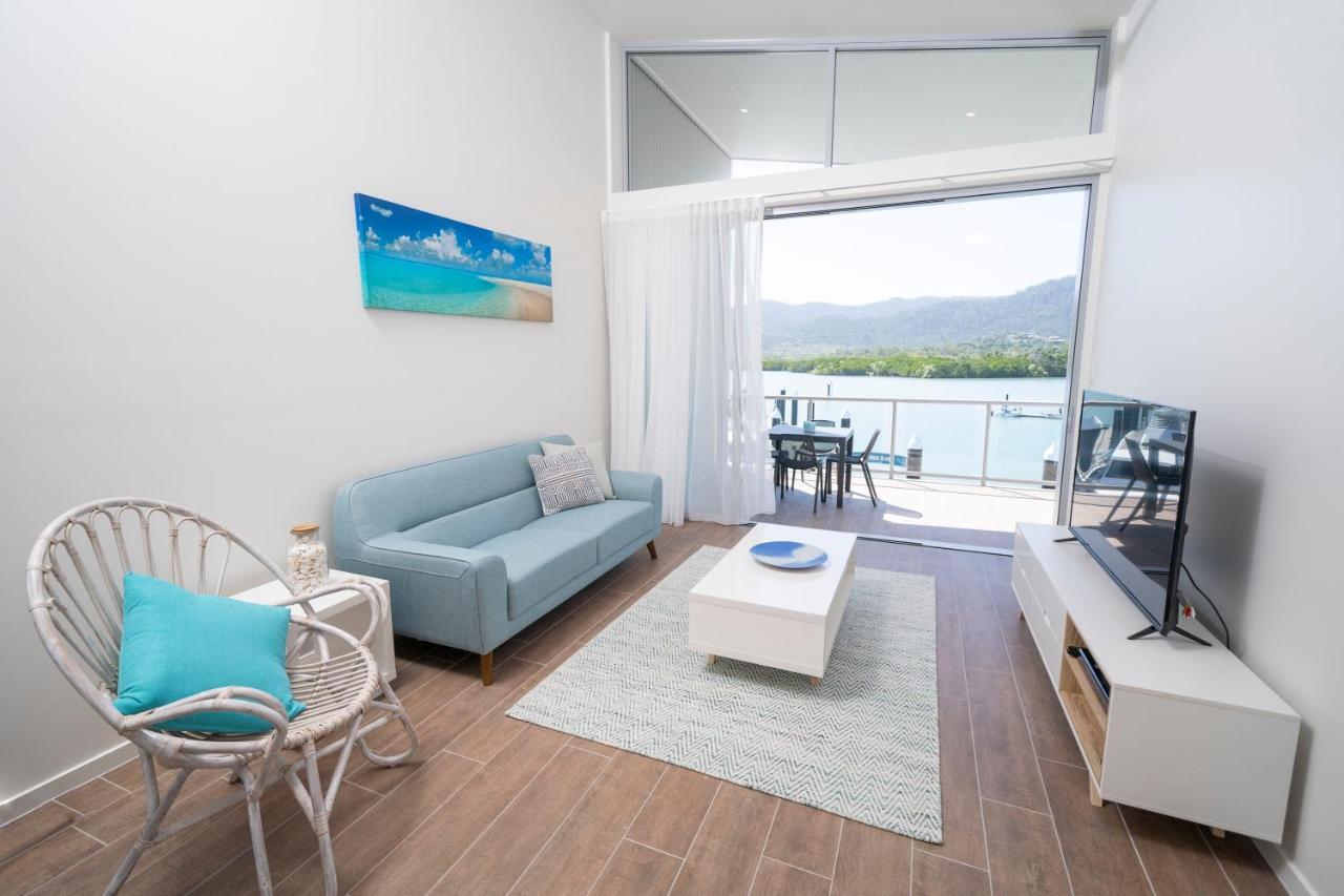Готель Harbour Cove Ерлі-Біч Екстер'єр фото