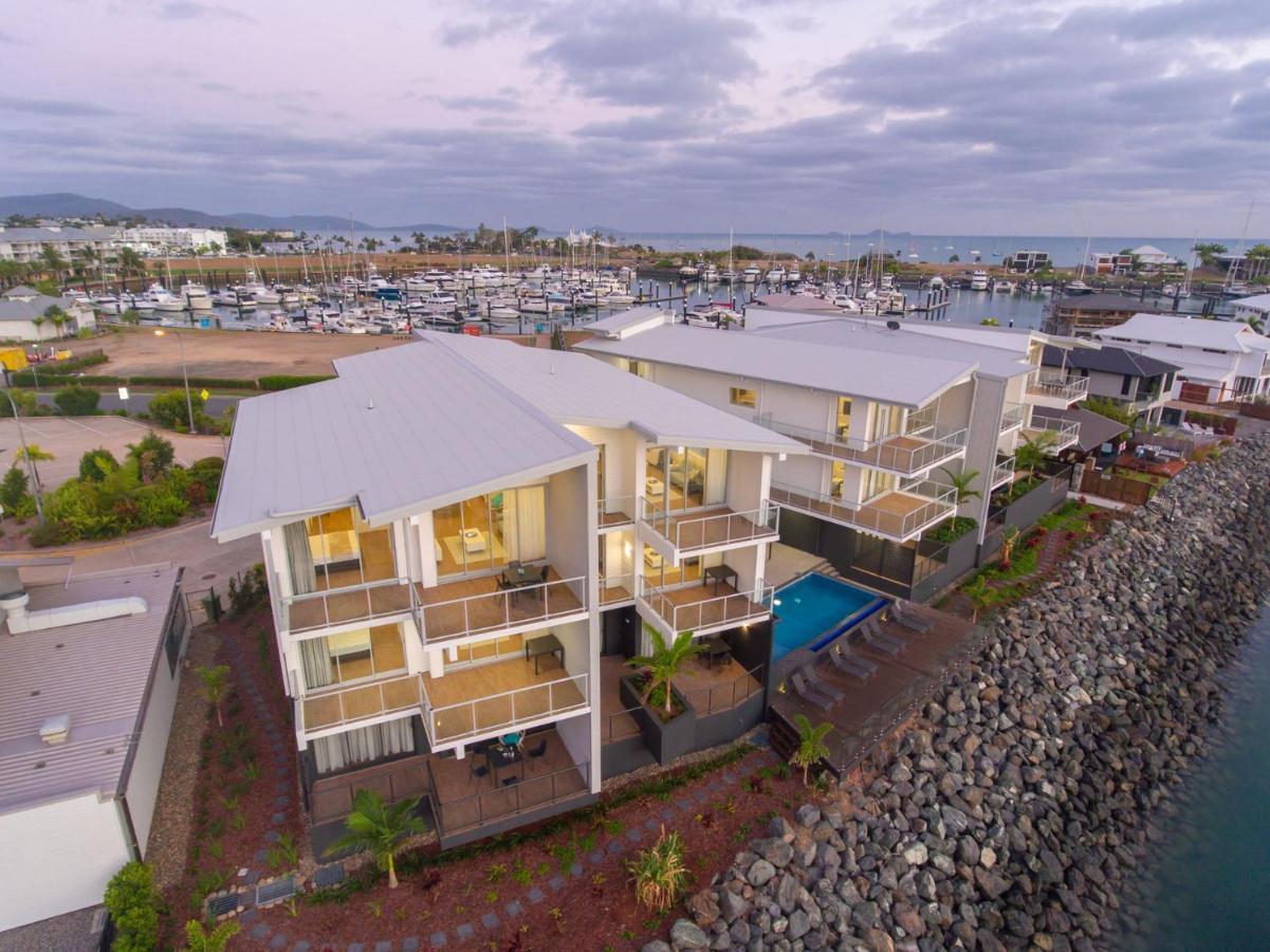 Готель Harbour Cove Ерлі-Біч Екстер'єр фото